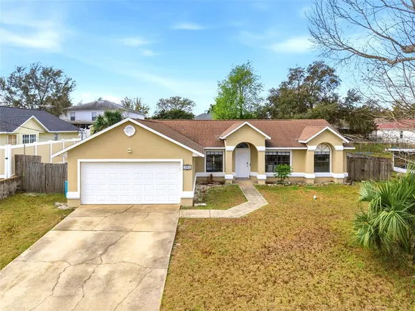 2993 Lagoon Ave, Deltona, FL 32738