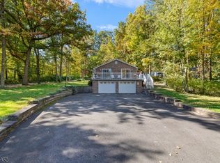 23A Hillcrest Rd, Warren, NJ 07059