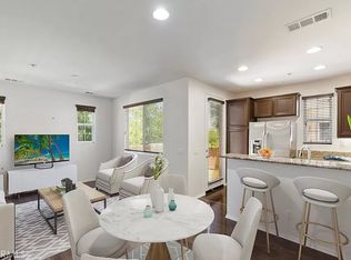 31194 Strawberry Tree Ln #53, Temecula, CA 92592