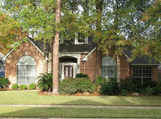 9126 Woodwind Lakes Dr, Houston, TX 77040