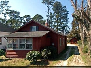 414 N Light St, Columbia, NC 27925