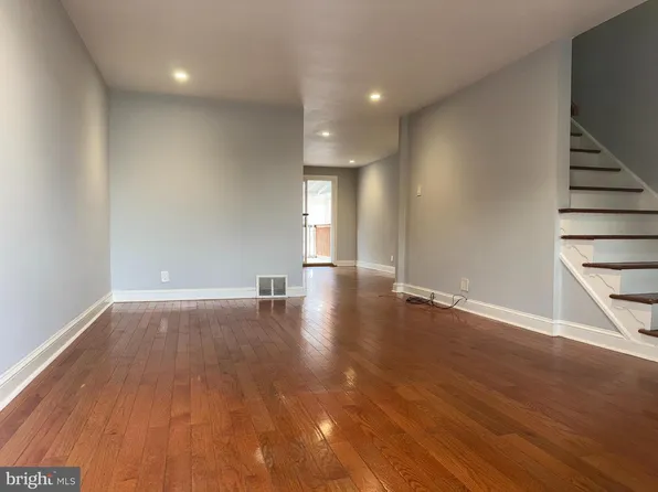 7920 Marsden St, Philadelphia, PA 19136