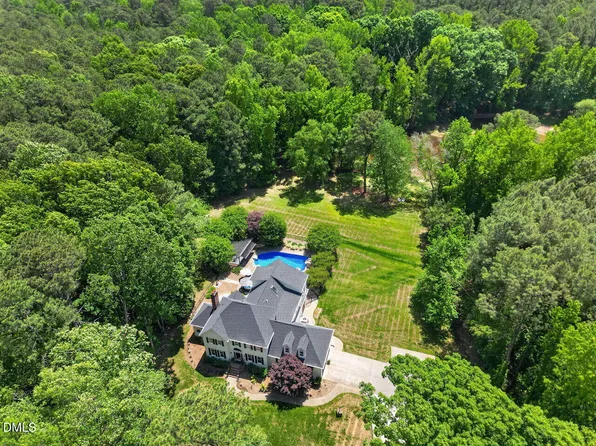 4001 Perthcroft Pl, Fuquay Varina, NC 27526
