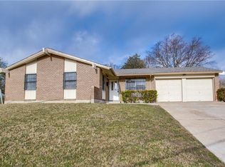 304 Longridge Dr, Dallas, TX