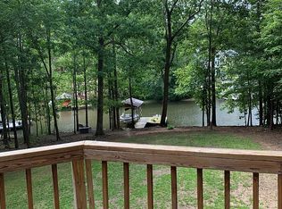 63 Breezewood Rd, Boydton, VA 23917