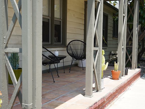5th image of 3729 Boyce Ave