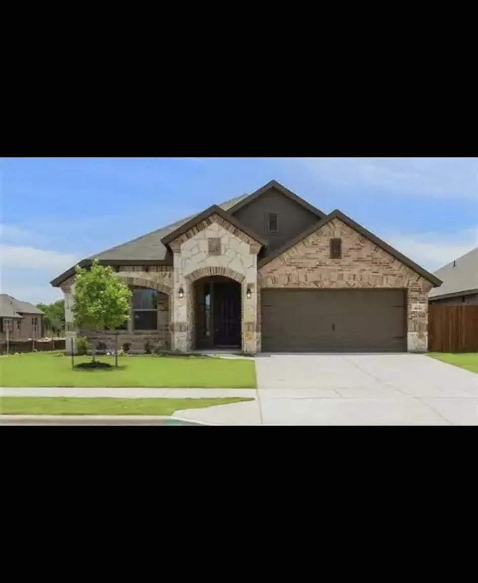3 bed, 1606 sqft, $2,100 — Photo 1