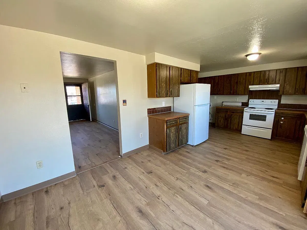 2 bed, 800 sqft, $1,715 — Photo 4
