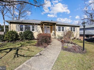6126 Redwood Ln, Alexandria, VA 22310
