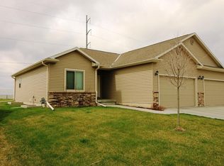 10104 S 179th St, Omaha, NE 68136