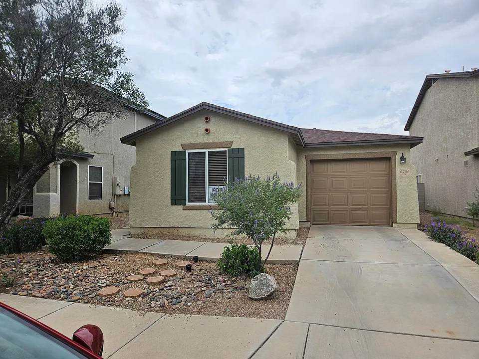 6756 S Aquiline Dr