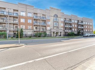 5317 Upper Middle Rd #112, Burlington, ON L7L 0G8