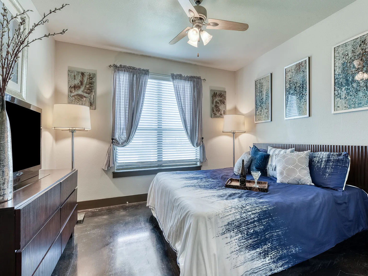 2 bed, 1199 sqft, $950 — Photo 3