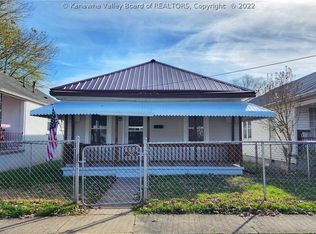 522 18th St, Dunbar, WV 25064