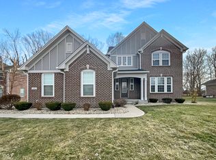 3927 Harrison Crossing Ln, Greenwood, IN 46142