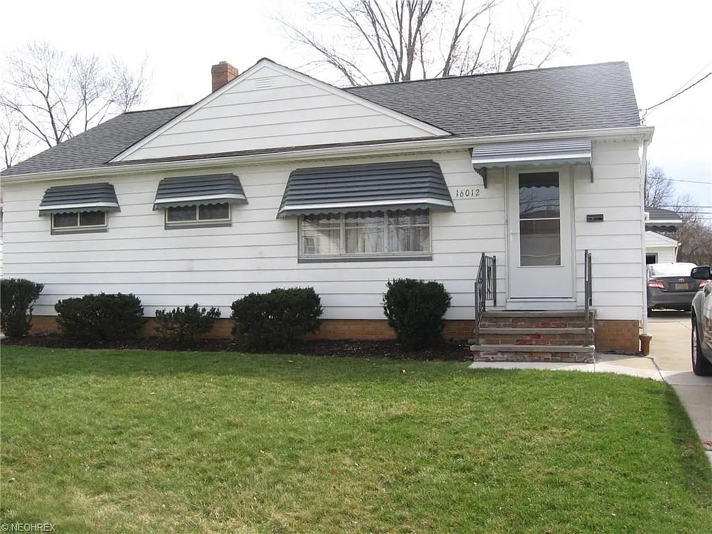 16012 Ramage Ave photo 1