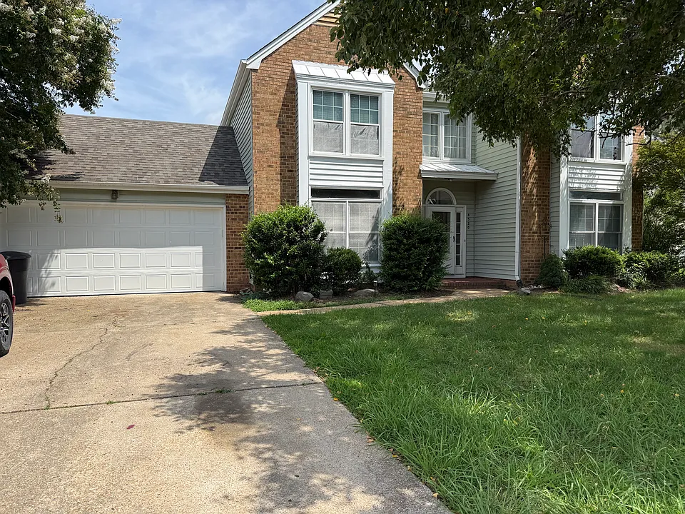 4520 Van Dyck Dr