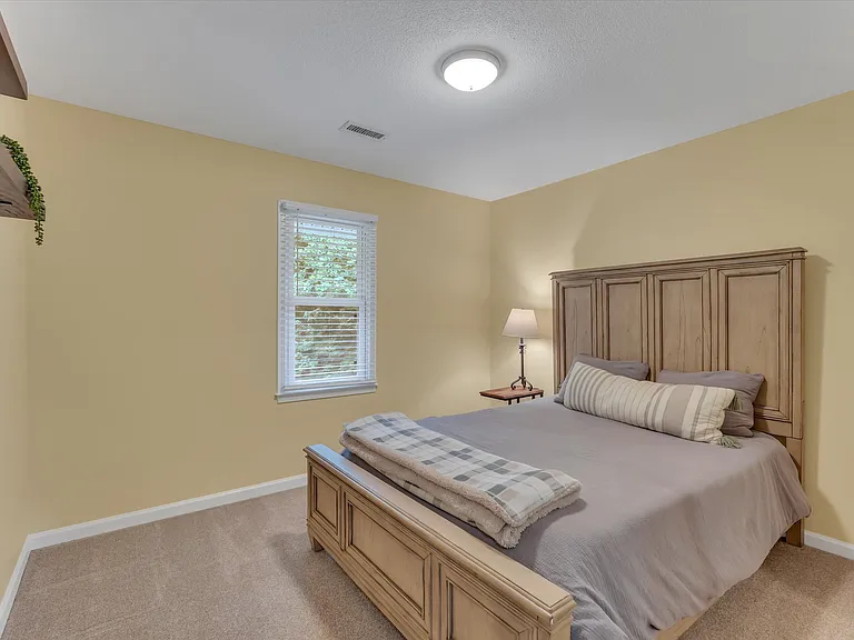 918 Hampshire Ct #A — Photo 10