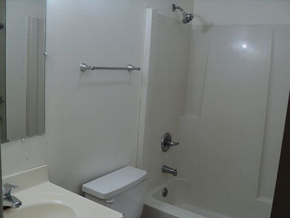2nd image of 1711 Cindy Ln