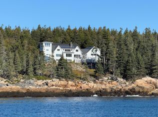 360 Red Point Rd, Swans Island, ME 04685