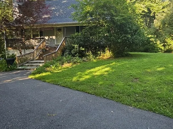 2134 Horton St, Dighton, MA 02715