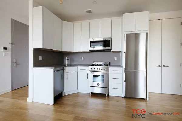 Rented by Keller Williams NYC | media 11