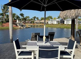 509 NW Chipshot Ln, Port Saint Lucie, FL 34986