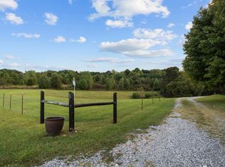 965 Town Branch Rd, Charlotte, TN 37036