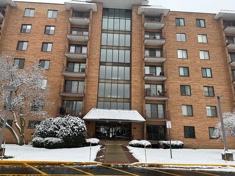 1st image of 1717 W Crystal Ln Unit 409