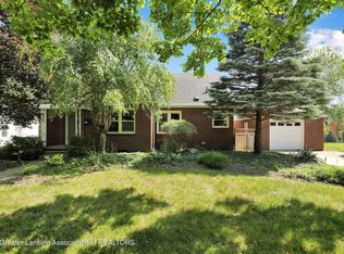 300 E Church St, Williamston, MI 48895