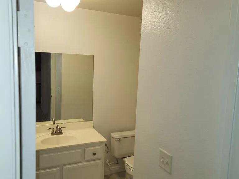 7048 Picaroon Ln — Photo 27