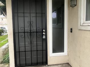 748 W Hemlock St, Port Hueneme, CA 93041