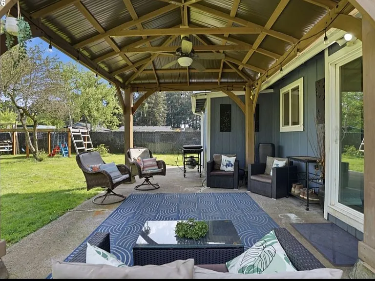 3705 NE 137th Ave — Photo 17