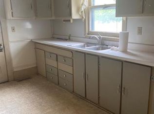 122 W 27th St #1, Lorain, OH