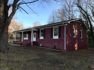 738 Brewer St, Asheboro, NC 27203