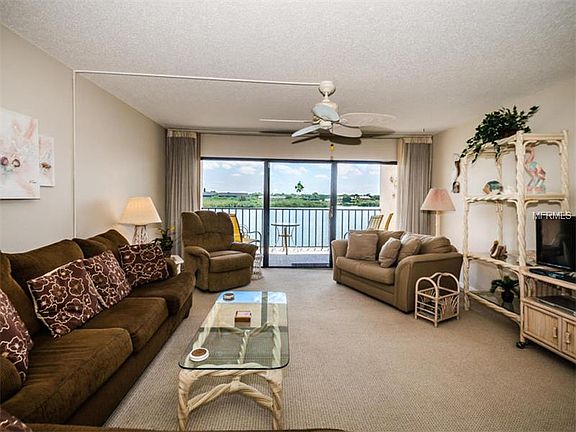 3rd image of 19725 Gulf Blvd APT 104