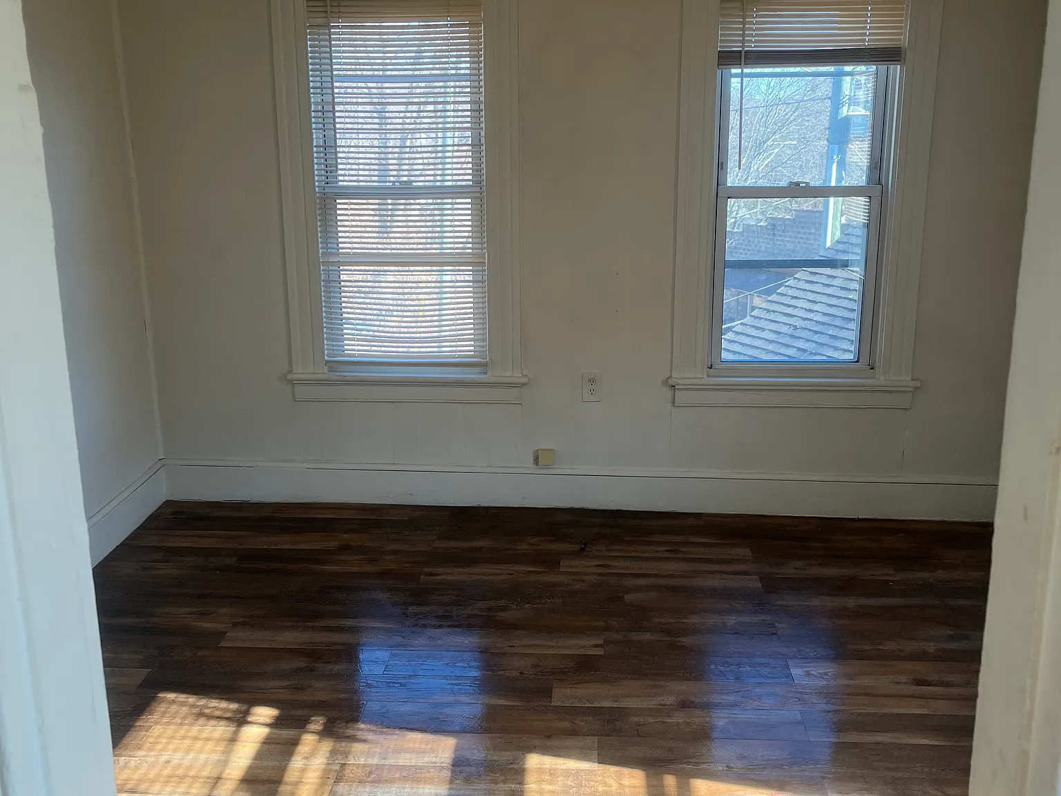 2 bed, 700 sqft, $1,500 — Photo 3