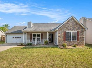 5475 Hilltop Pass, Fairburn, GA 30213