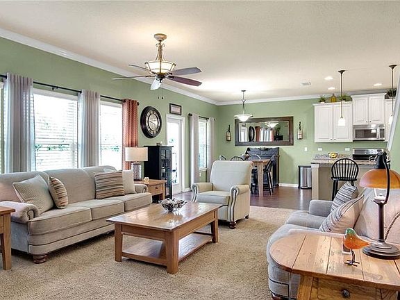 5th image of 14806 Fells Ln