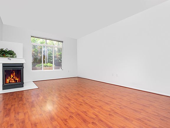 3rd image of 2400 5th Ave Unit 124