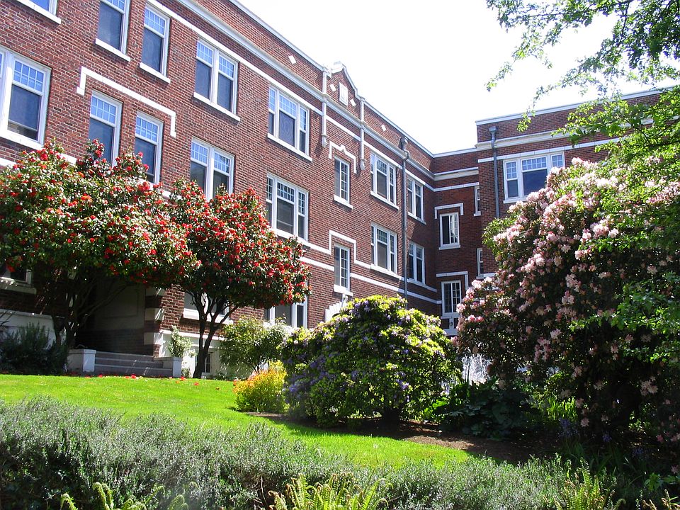 1st image of 615 Bellevue Ave E APT 310