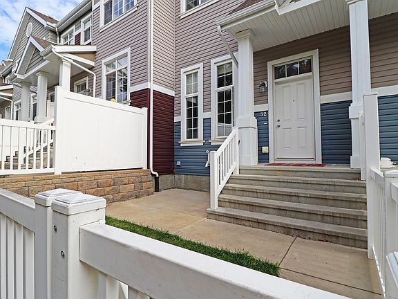 3rd image of 9151 Shaw Way SW #32