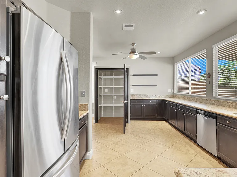 133 Serenade Ct — Photo 11