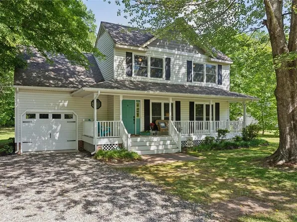 7720 Kelly Ave, Gloucester, VA 23061