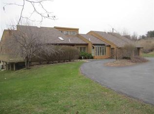 361 Lanning Rd, Honeoye Falls, NY 14472