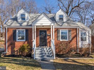 5907 34th Ave, Hyattsville, MD 20782