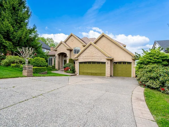 16337 113b Ave, Surrey, BC V4N 5A2