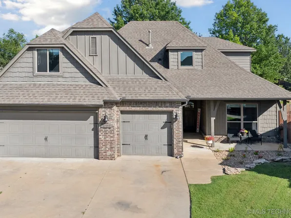 1009 W Fargo Ln, Broken Arrow, OK 74012