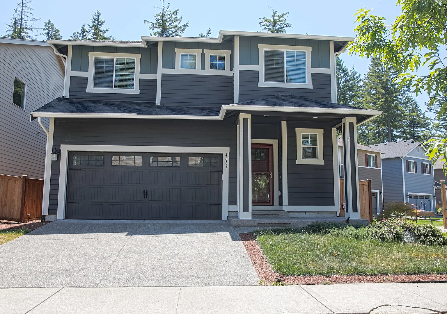 4085 Cameron Lane - 4 bedrooms and gelt belt lot — Photo 1