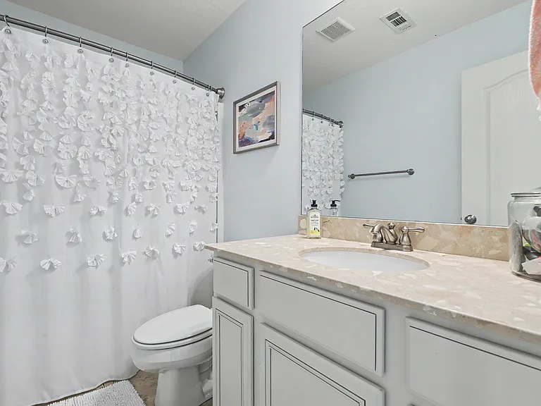 1147 Looking Glass Ln — Photo 47